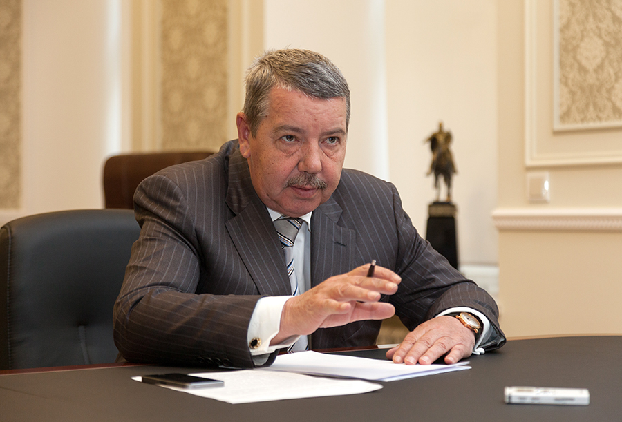 Александр Вахмистров требует изменить условия внесения в НРС