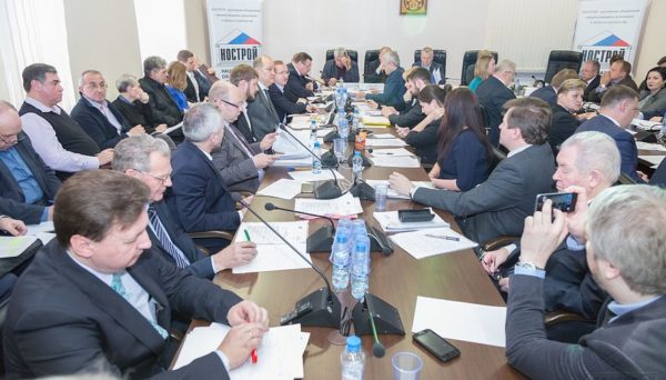 НОСТРОЙ хочет утвердить добровольно-принудительные стандарты