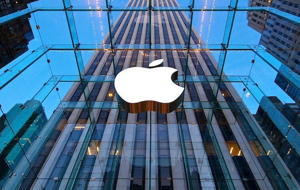 Apple затягивает пояса из-за прогнозов аналитиков