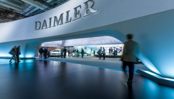 Daimler и BMW планируют развязать с Uber битву стоимостью $1,1 млрд