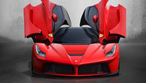 Шведский производитель суперкаров намерен бросить вызов Ferrari